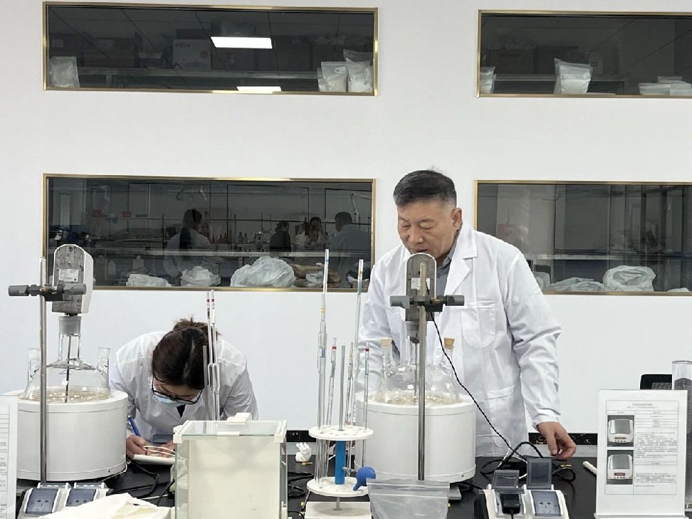 The Role of Magnesium Oxide in the Production of High-Grade Lubricating Oil/Fuel